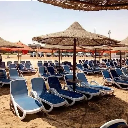 Seaview Chalets In Porto South Beach - Families Only Ain Sukhna Exterior photo