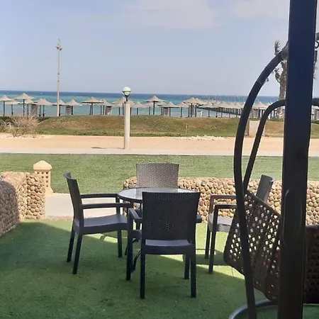 Seaview Chalets In Porto South Beach - Families Only Ain Sukhna Exterior photo